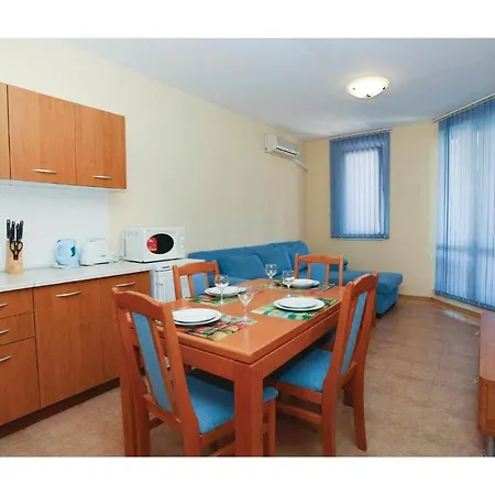 דירה One-bedroom In *